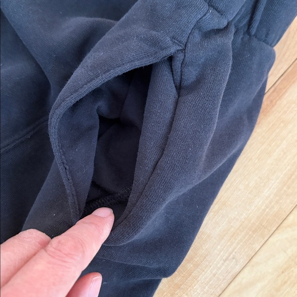 Hollister Black Joggers with Floral Detail - Sweatpants- High Rise - Size Medium - Picture 5 of 7